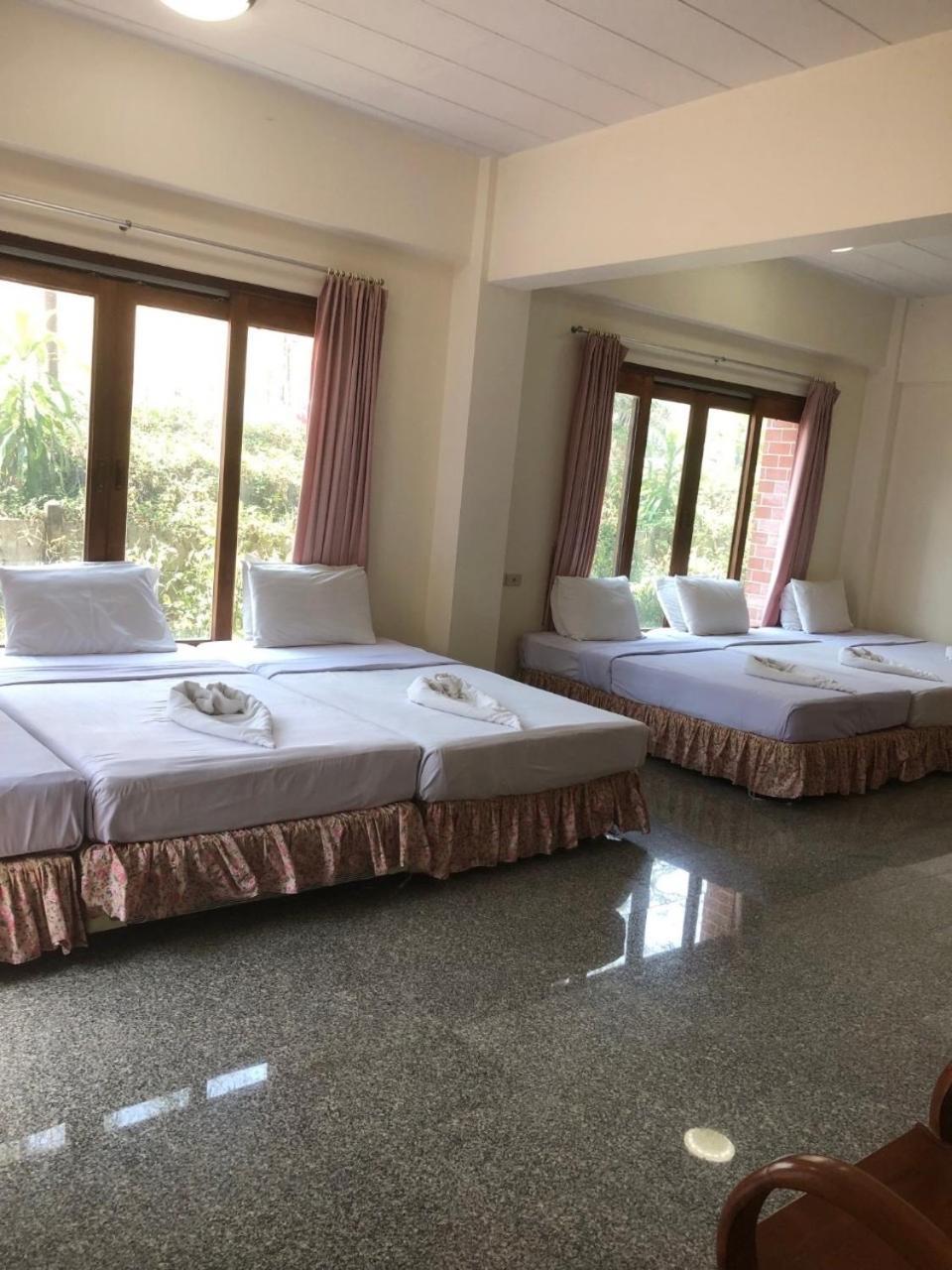 Tak Andaman Resort & Hotel Экстерьер фото