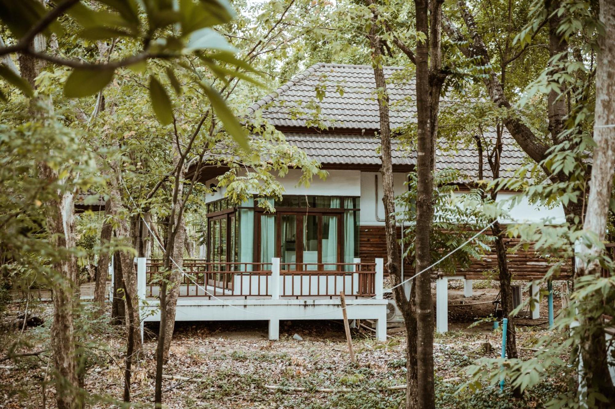 Tak Andaman Resort & Hotel Экстерьер фото