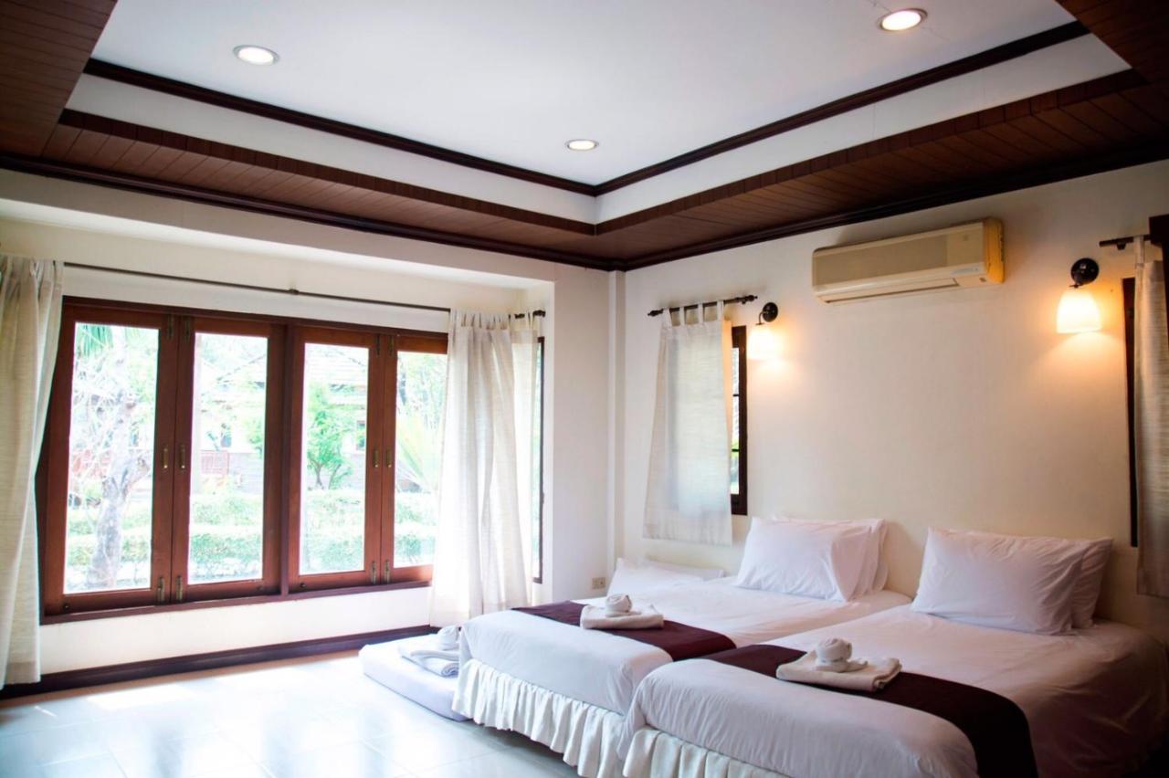 Tak Andaman Resort & Hotel Экстерьер фото
