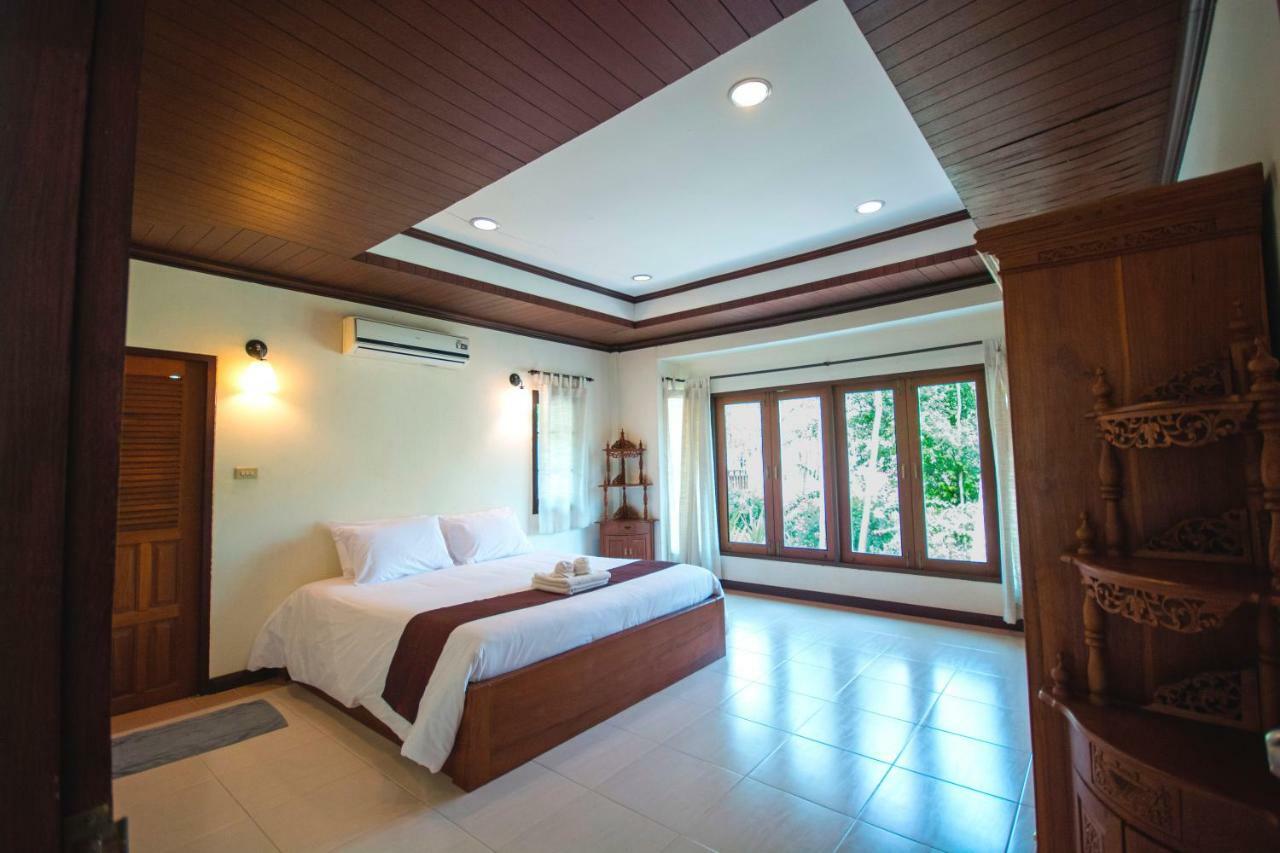 Tak Andaman Resort & Hotel Экстерьер фото